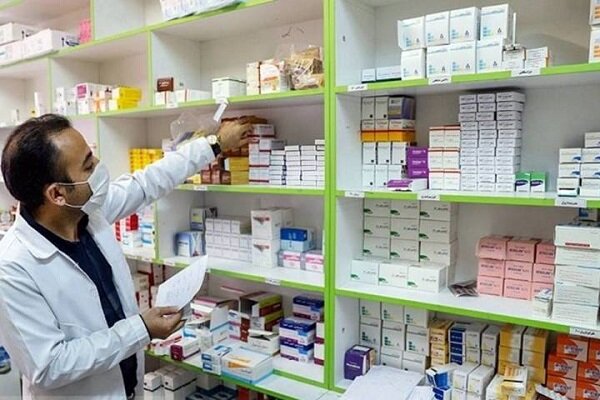 اعتراض به تأخیر بیمه‌ها در پرداخت مطالبات داروخانه‌ها