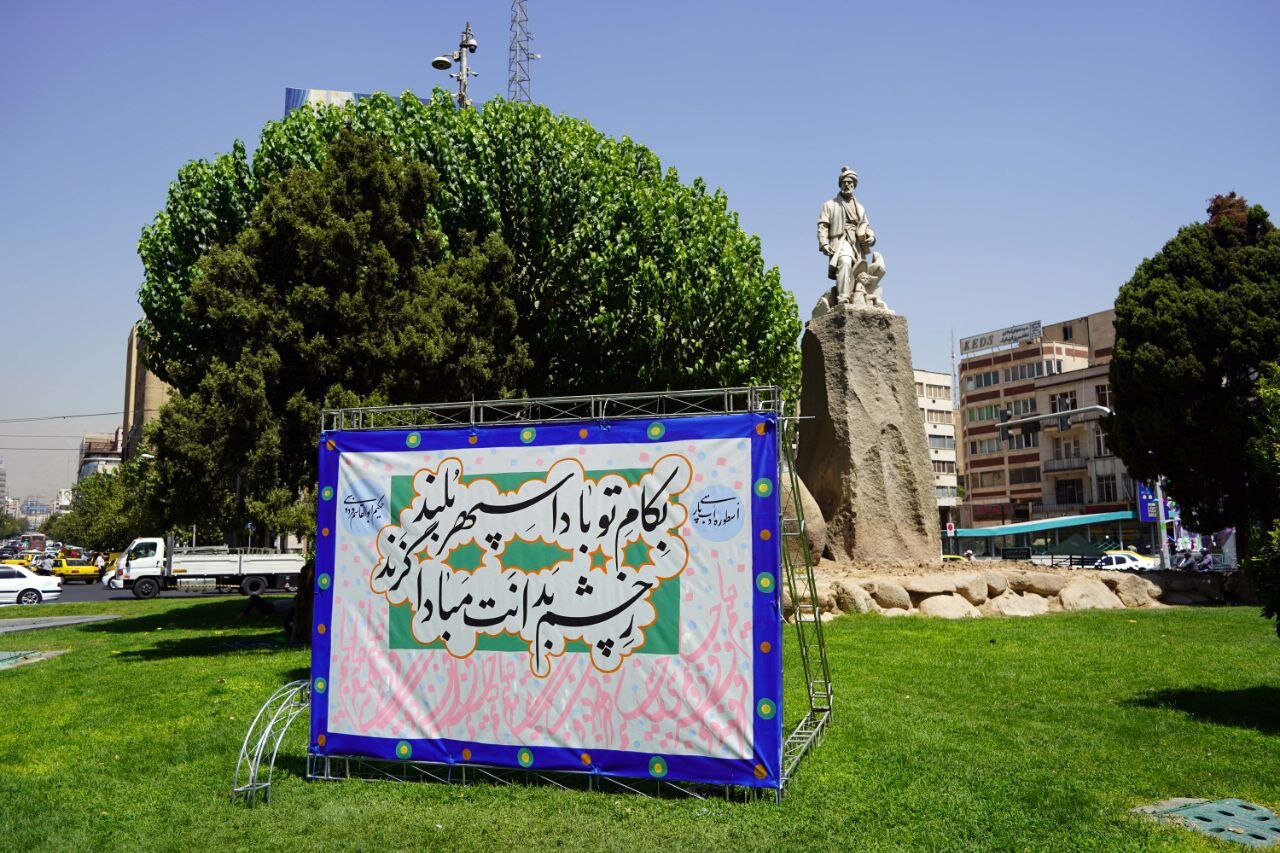 جامعه فرهنگی زیر ضربات سهمگین دشمن