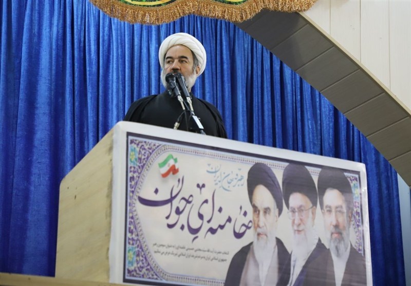 امام جمعه زاهدان: دشمنان به تبعیض‌ها در سیستان و بلوچستان دامن می‌زنند