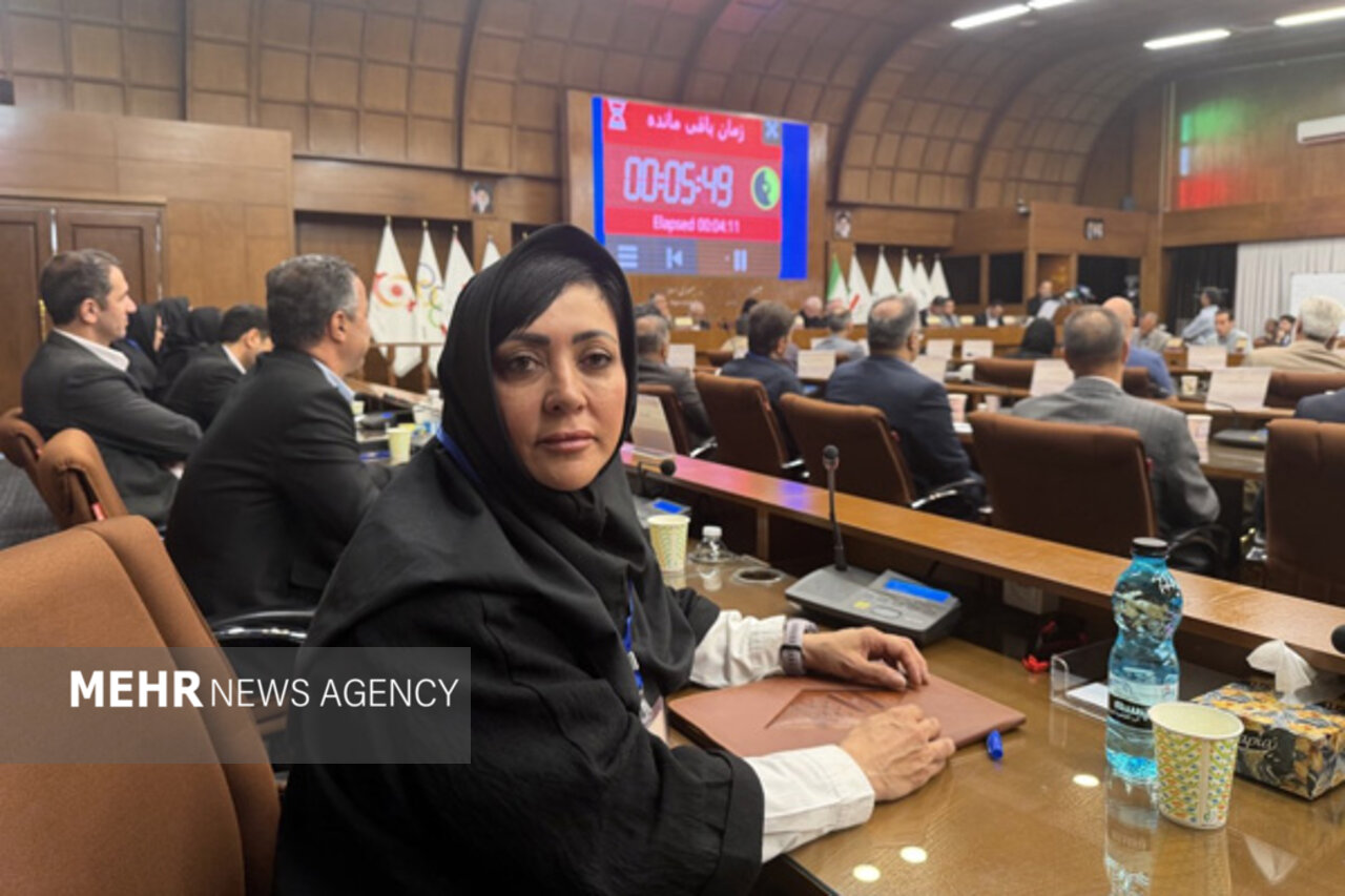 مخالفت معاون وزیر ورزش با انصراف تنها کاندیدای زن انتخابات کوهنوردی