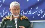 دریادار عظمایی: ناوهای آمریکا نزدیک تنگه هرمز شوند غرق‌شان می‌کنیم