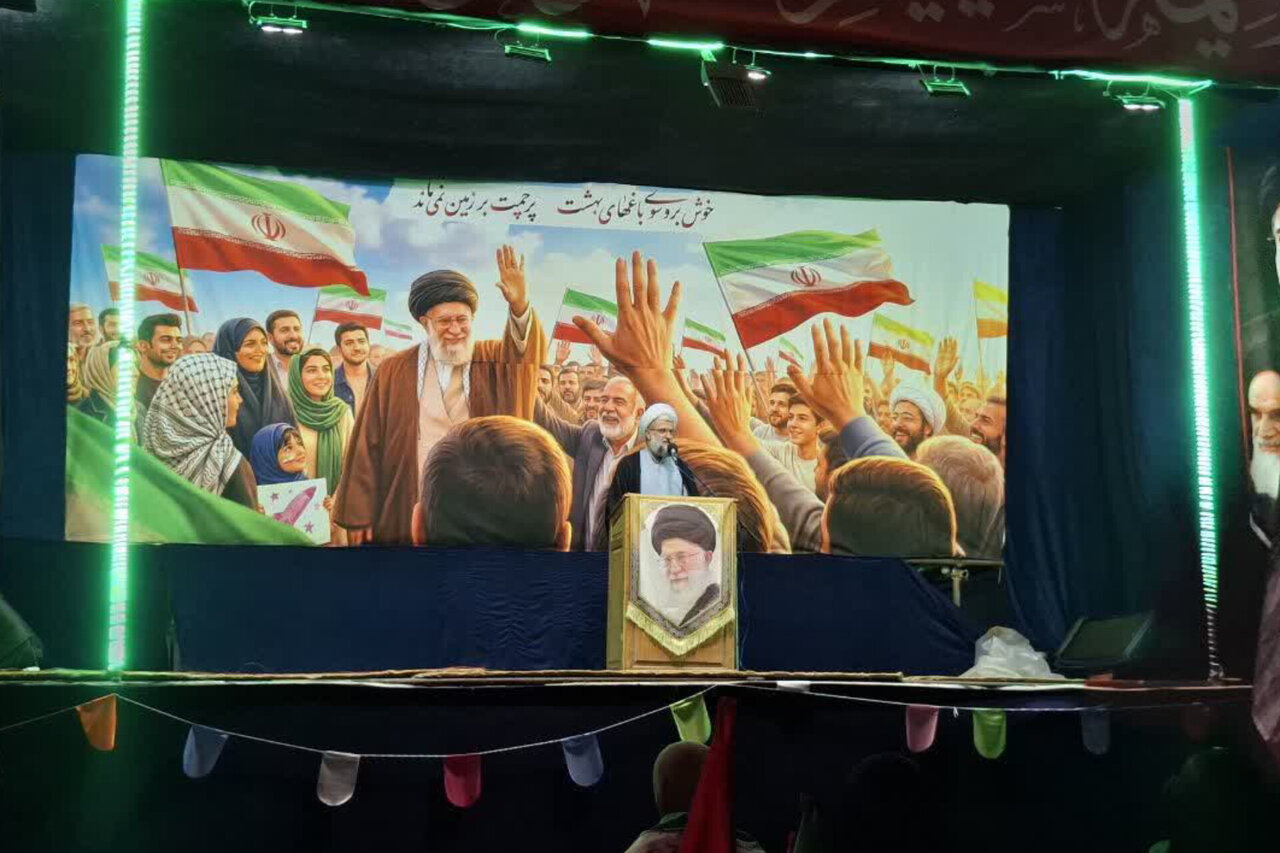 ایمان، وحدت و ولایت‌مداری سه رکن اصلی ماندگاری انقلاب اسلامی است