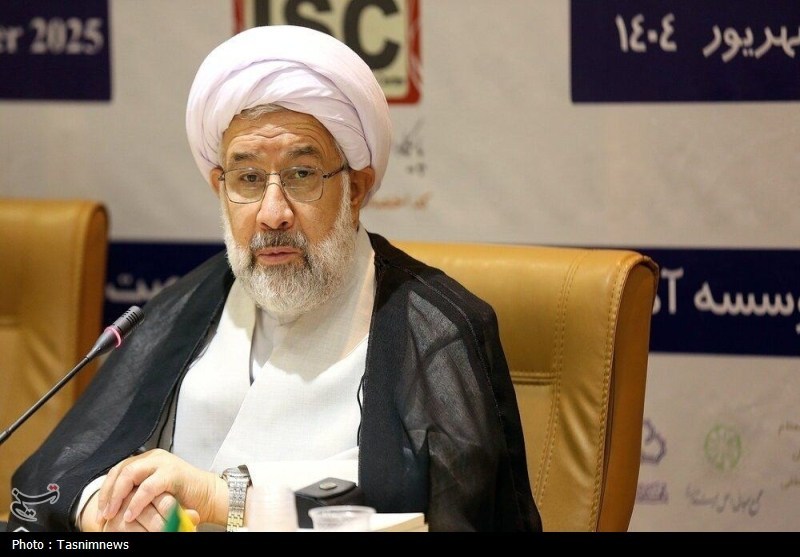 پاسخ رئیس جامعة المصطفی به اظهارات خلاف واقع شیخ‌ الازهر‌