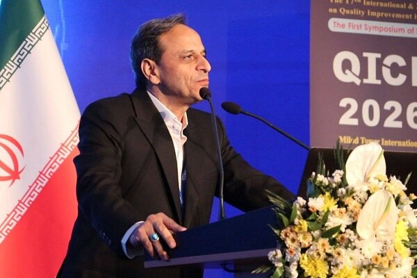 تشخیص بیماری و مصرف دارو را به هوش مصنوعی نسپارید