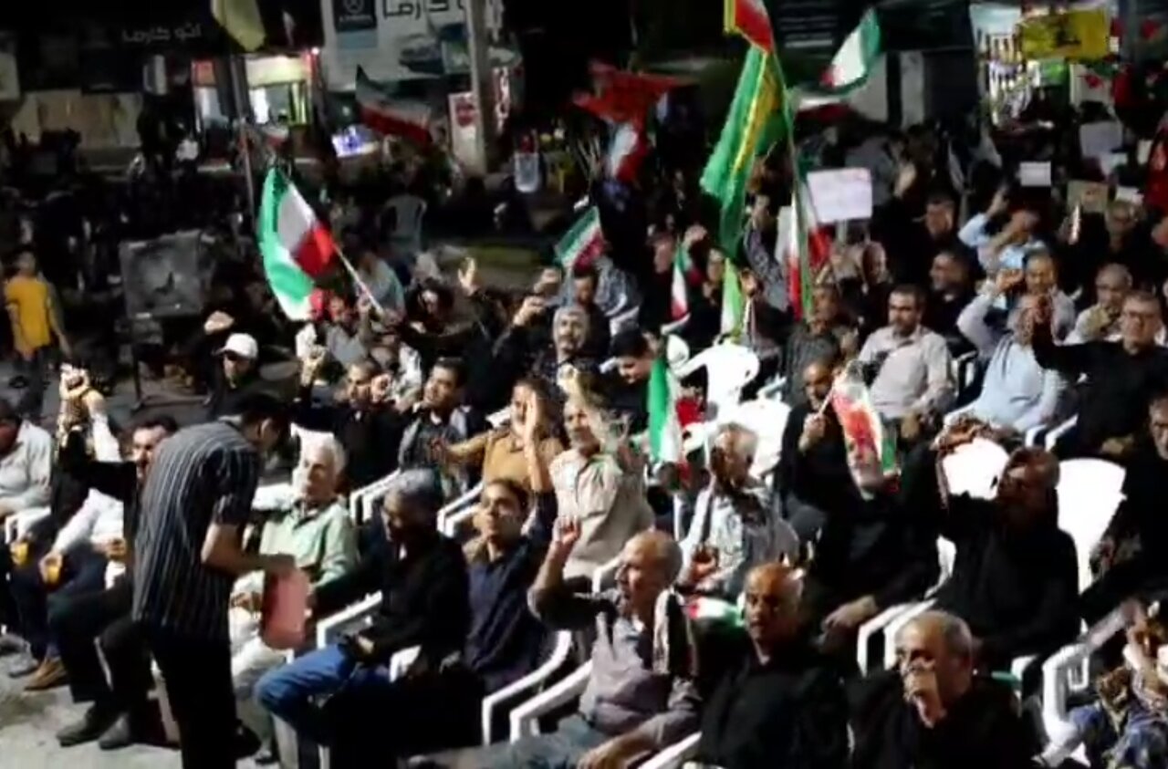 تاکید دیری‌ها بر ادامه راه امام شهید