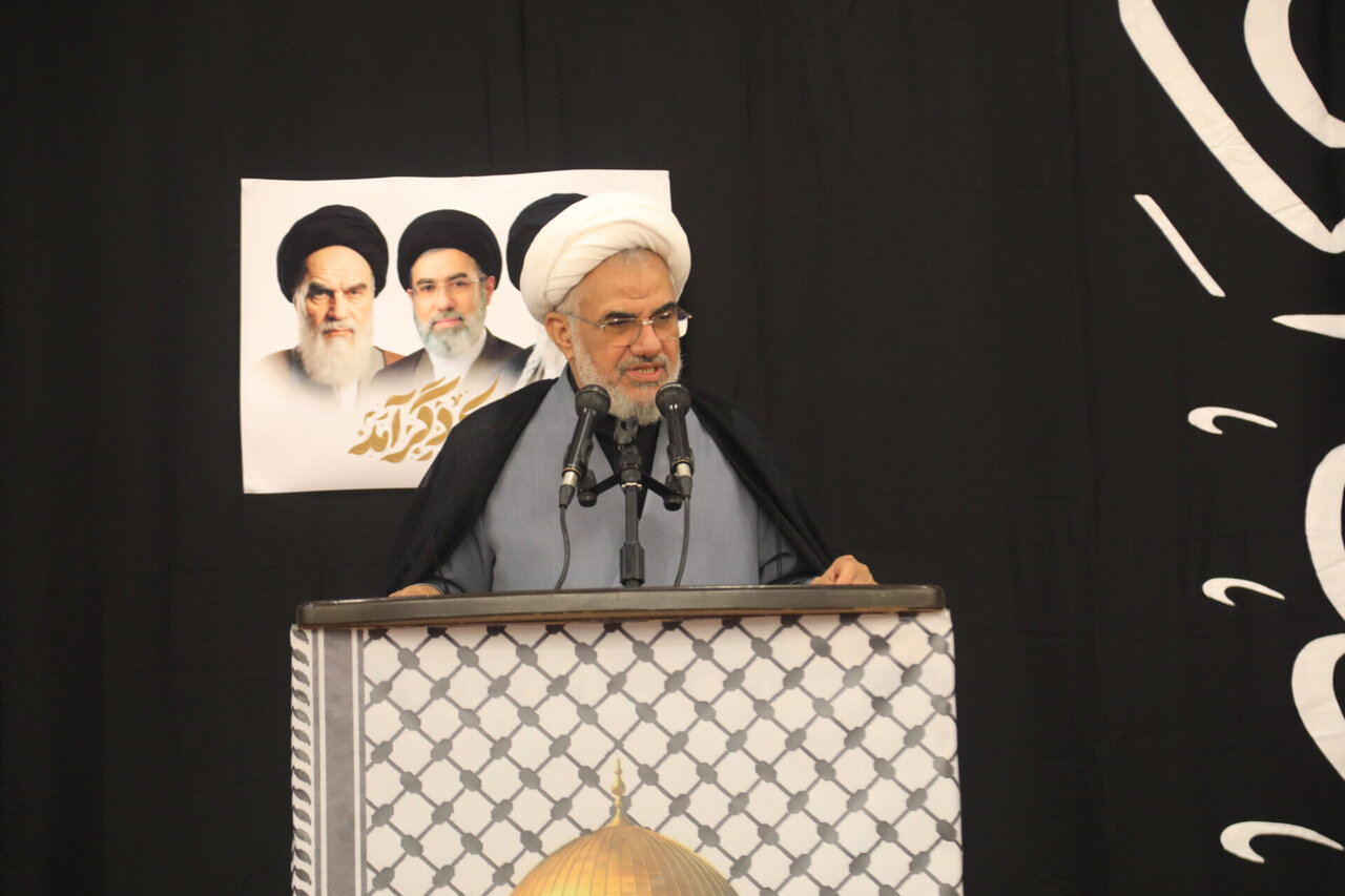 مساجد در حل آسیب‌های اجتماعی و تقویت صلح و سازش نقش‌آفرین باشند