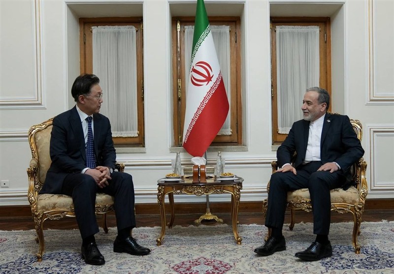 عراقچی: پیامدهای هر بی‌ثباتی در تنگه هرمز بر عهده طرف‌های متجاوز است