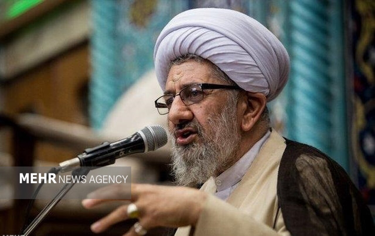 آیت‌الله سیفی آملی در پی انتخاب حضرت آیت‌الله خامنه‌ای پیام صادر کرد