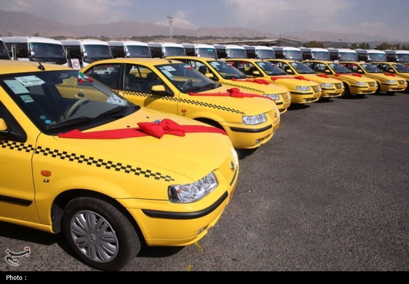 آغاز تحویل ناوگان تاکسیرانی قم