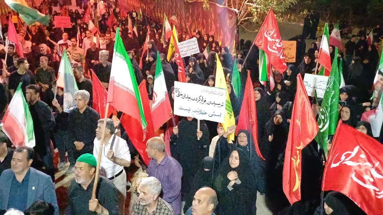شور و حماسه آفرینی مردم تربت حیدریه در صد و بیست و چهارمین شب