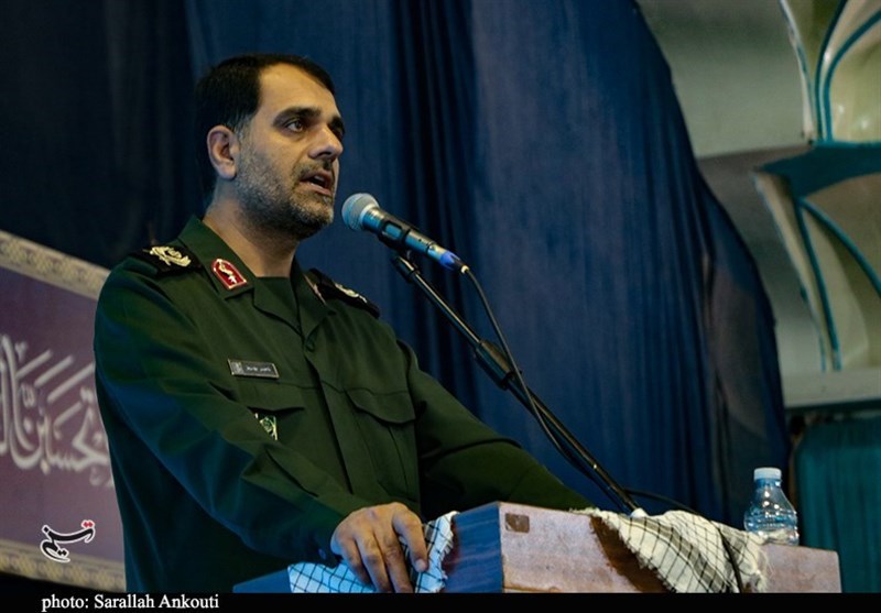 امام شهید همانند جدش حسین بن علی (ع) با ظالم بیعت نکرد