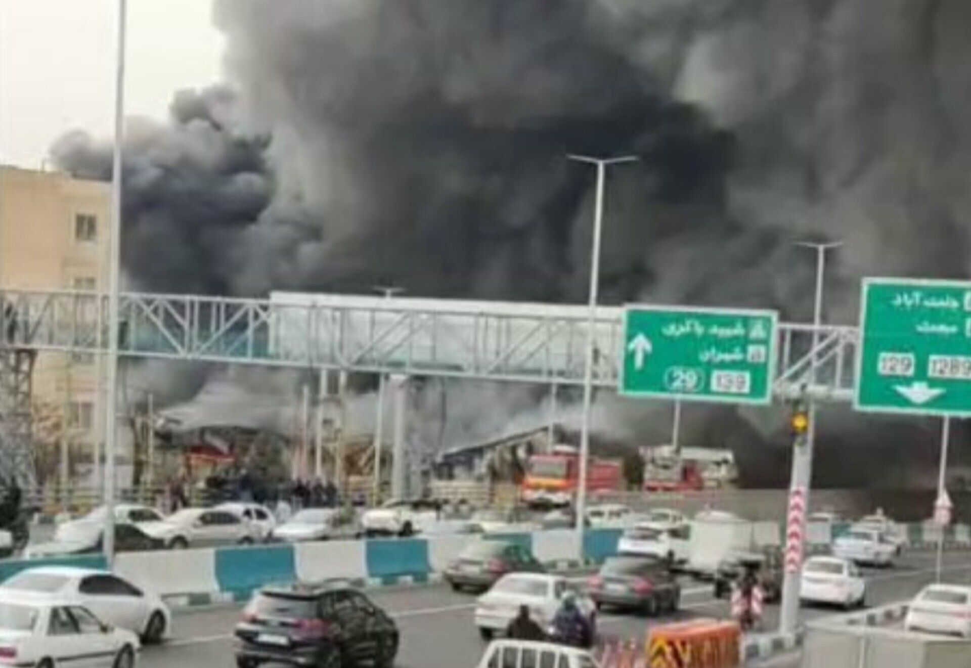 آتش سوزی شدید و گسترده در بازار جنت آباد