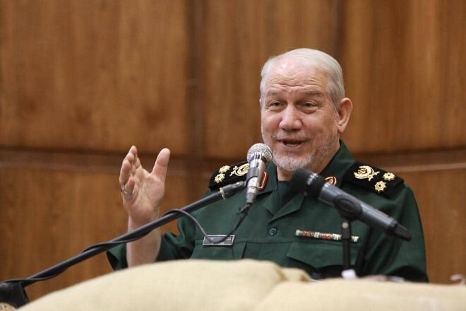 سرلشکر صفوی: پیوند تنگه هرمز و باب‌المندب صحنه جنگ را تغییر می‌دهد