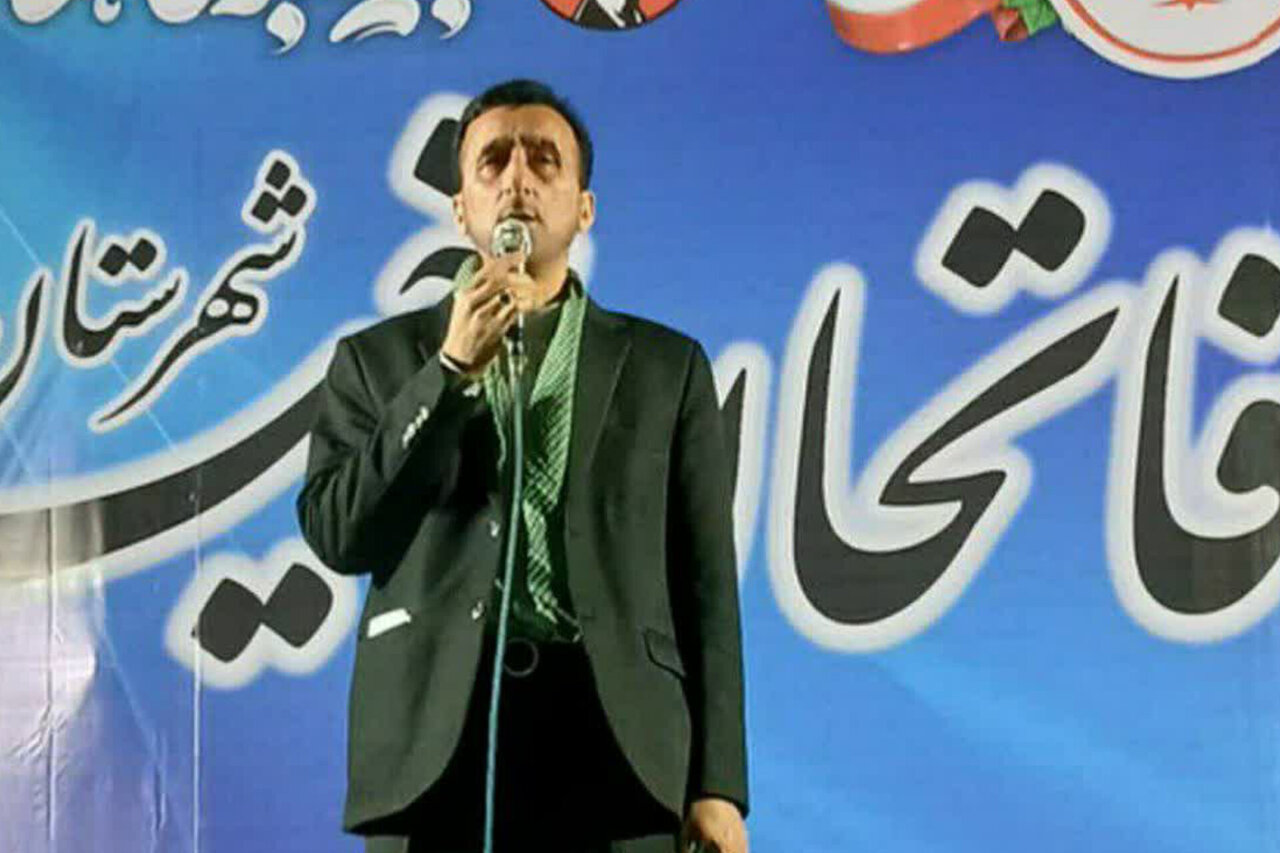 ملت ایران زیر فشار اقتصادی از آرمان‌های انقلاب عقب‌نشینی نمی‌کند