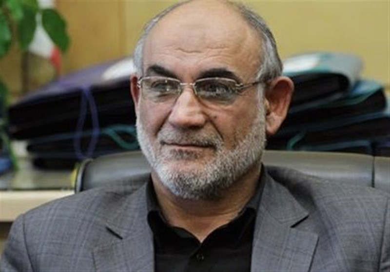 واگذاری اختیارات فرماندهی جنگ و صلح به شورای موقت رهبری