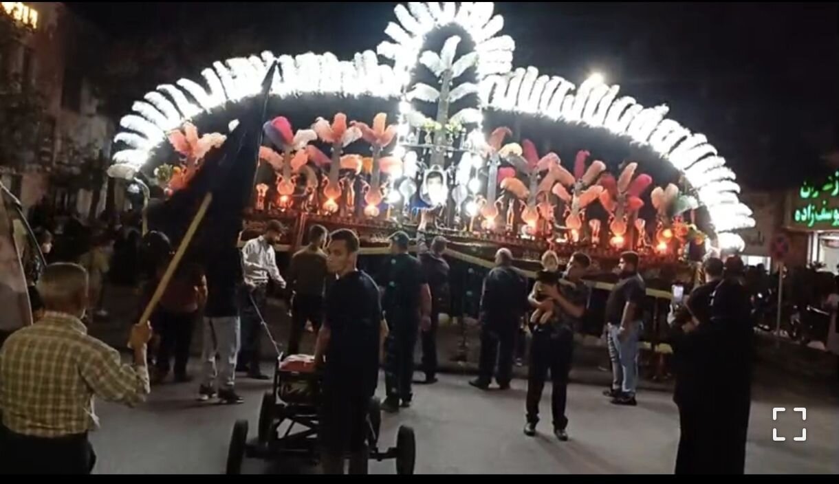 حرکت کاروان نمادین اسرای کربلا در تربت حیدریه