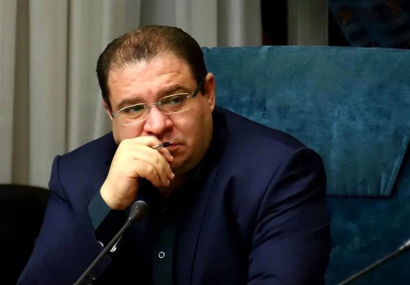 گلزاری: نیازمند روایت و معرفی قهرمانان گمنام دستگاه‌های اجرایی هستیم