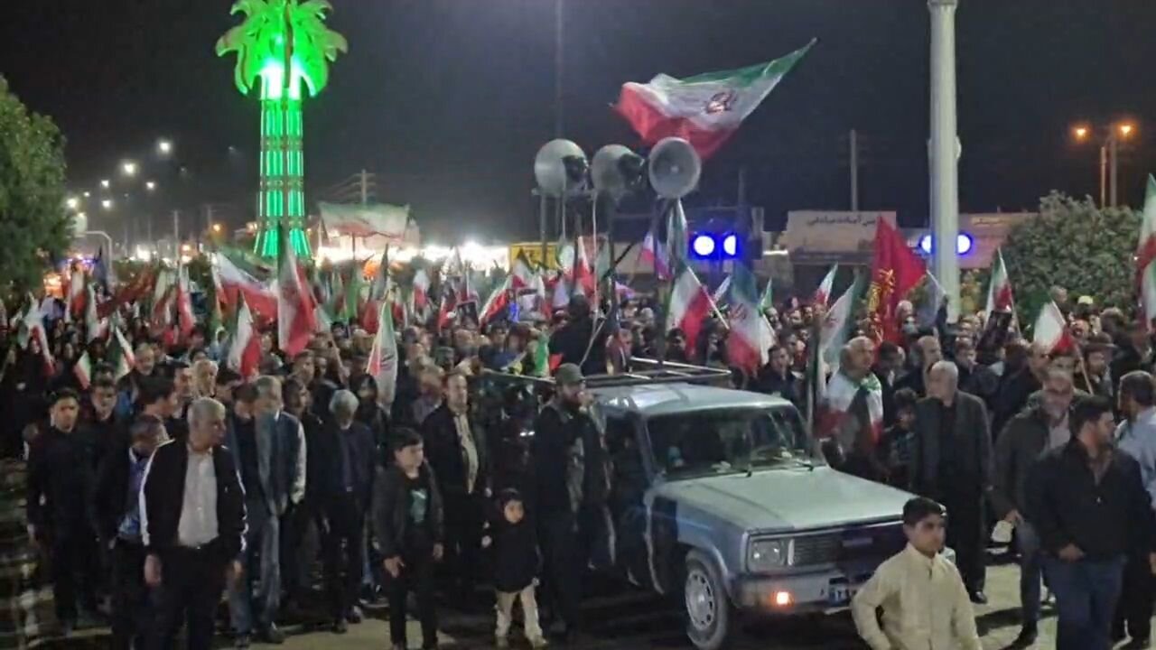 پاسخ مردم «آب پخش» به ترامپ: می‌جنگیم، می‌میریم، ذلت نمی‌پذیریم