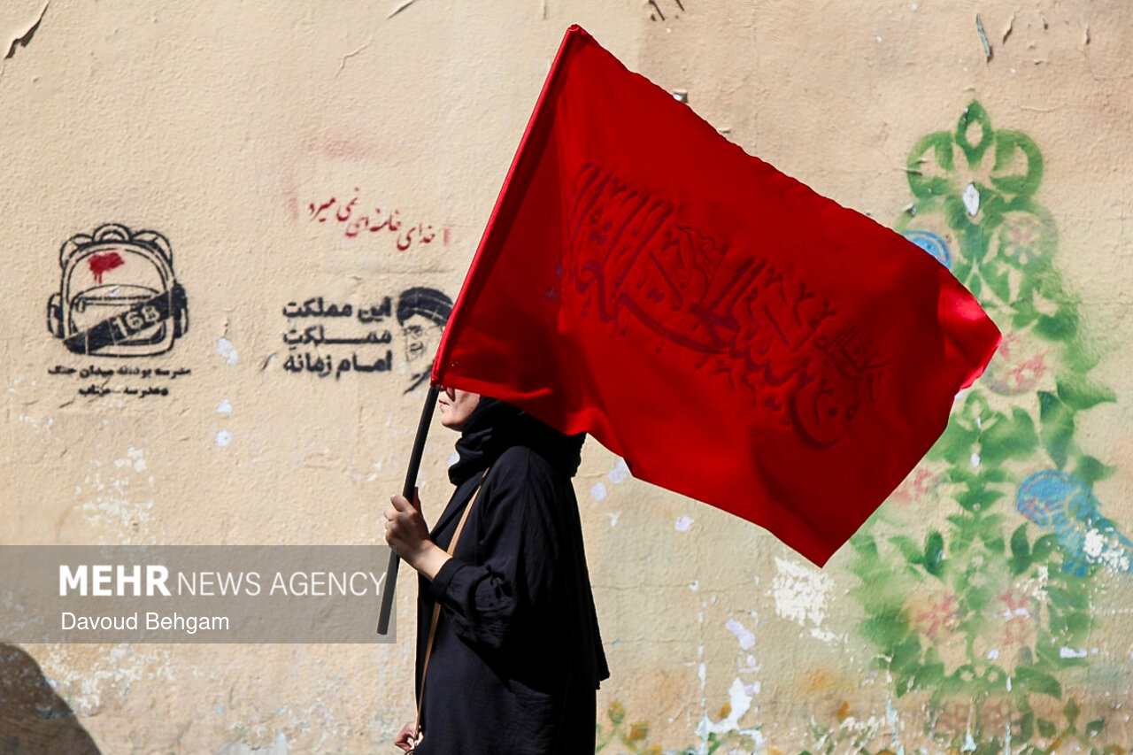 مشهد در انتظار آقای شهید ایران - ۲