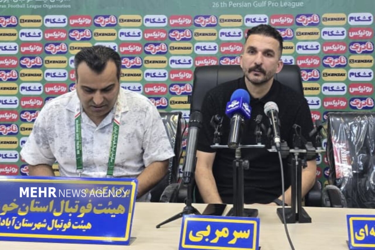 هواداران ستون اصلی تیم صنعت نفت آبادان هستند