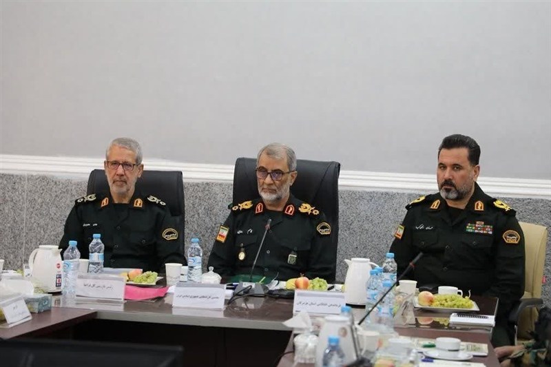 راهبرد پلیس در برابر دشمنان، «اندیشه تهاجمی» و «عمل دفاعی» است