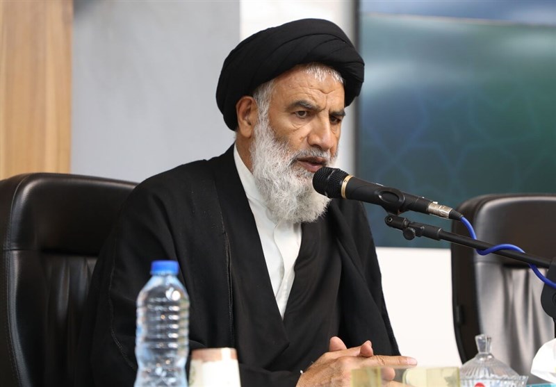 خرمشهر و آبادان نیاز به رسیدگی و توجه بیشتری دارد