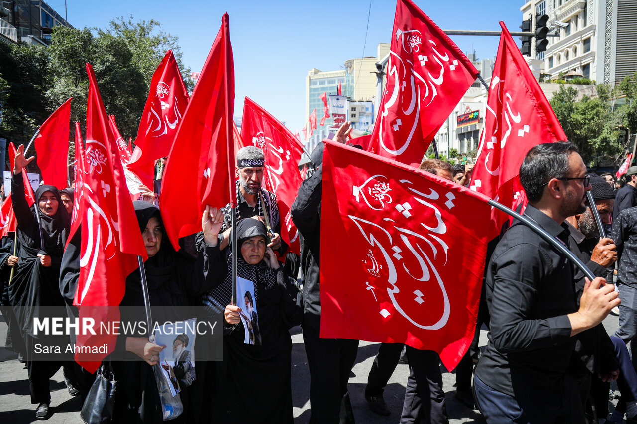 مشهد در انتظار آقای شهید ایران - ۴