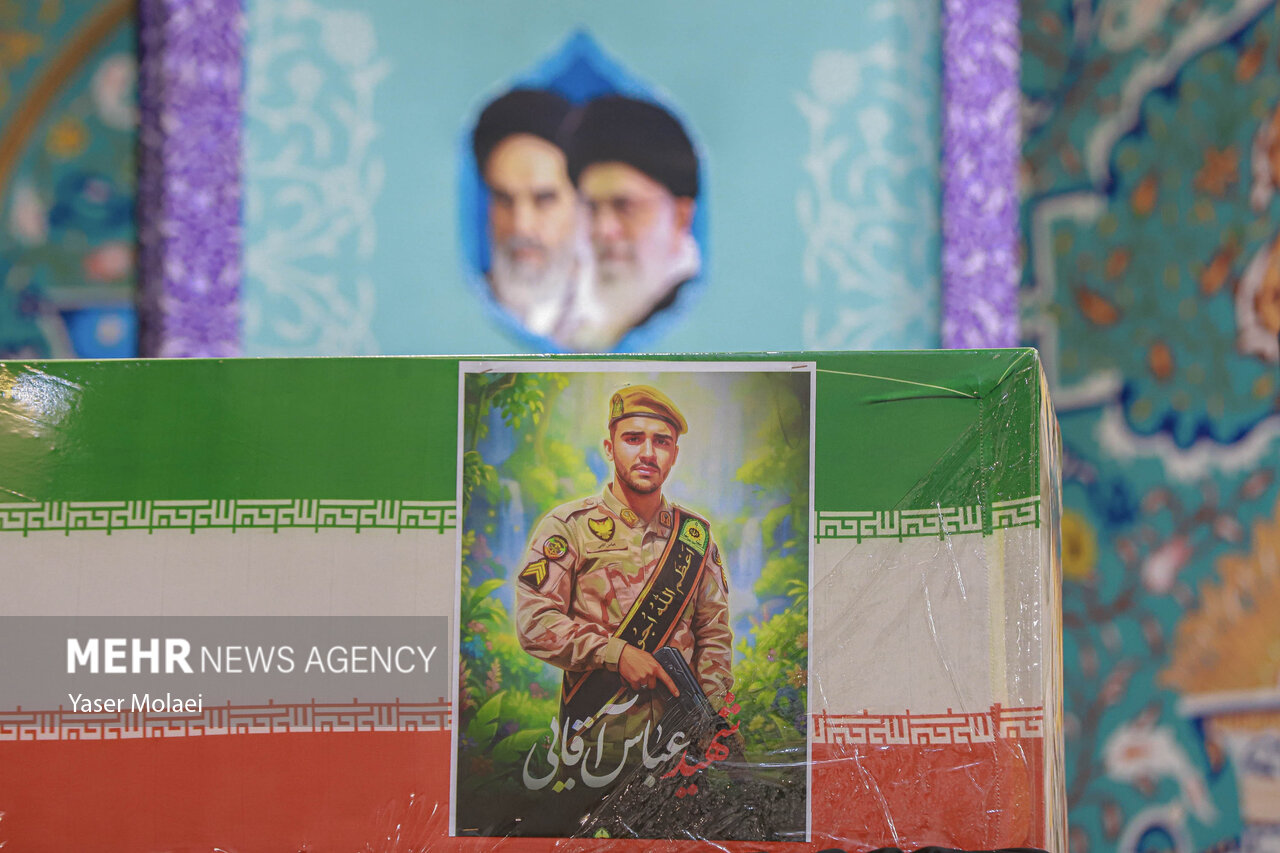 تشییع پیکر شهید تکاور فراجا عباس آقایی در قم