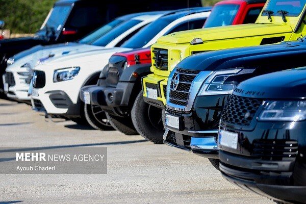 عوارض واردات خودروهای وارداتی برای ایرانیان مقیم خارج از کشور ابلاغ شد