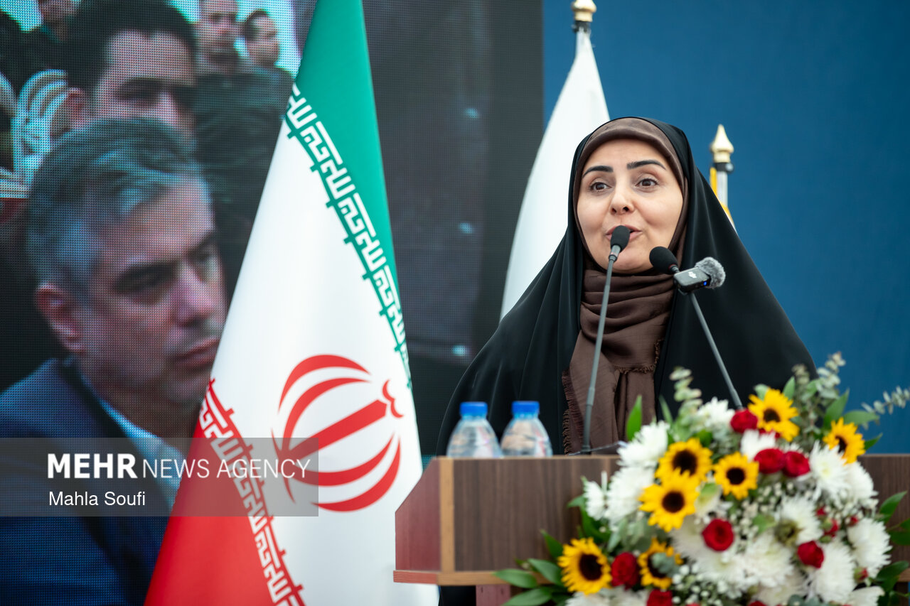 وزیر راه و شهرسازی: عزت ایران مرهون ایثارگری قهرمانان ناوشکن دنا است