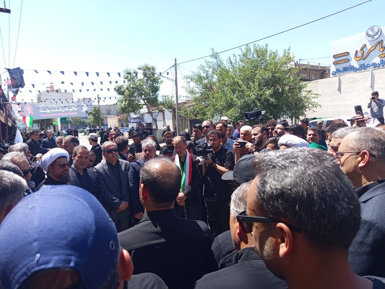 خدمت رسانی ۱۲ موکب در مشهد به زائران رهبر شهید