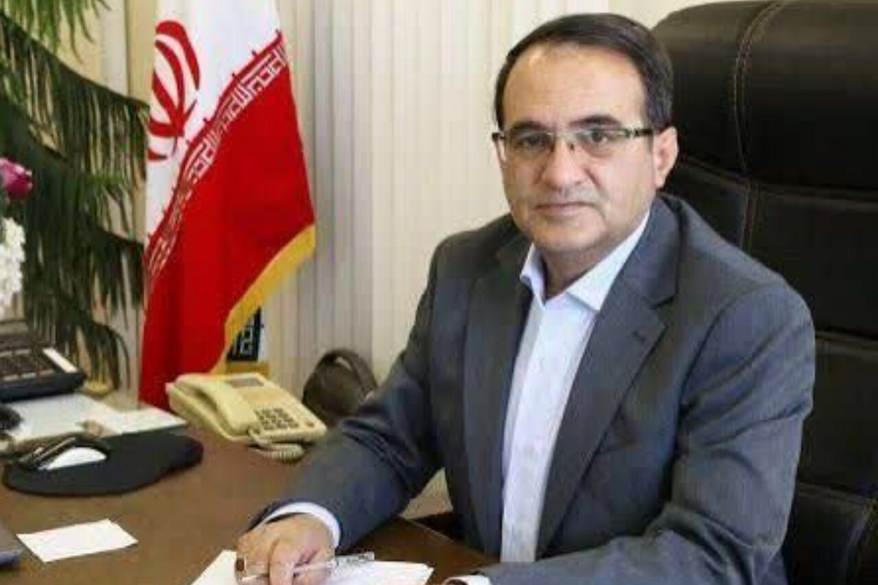 عزل ۳ مدیر مدرسه در اردبیل به دلیل دریافت وجه هنگام ثبت‌نام
