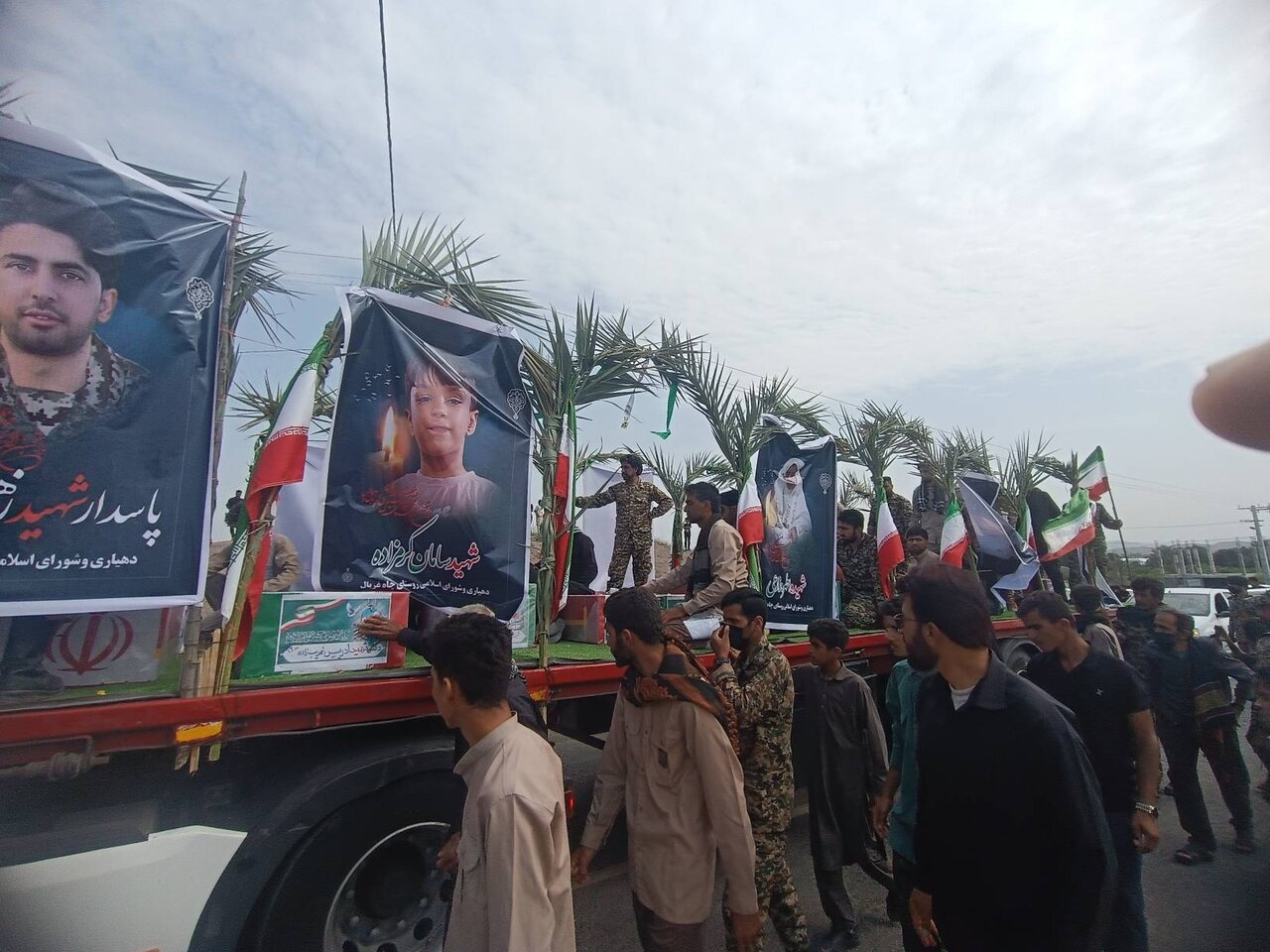 ورود پیکر پاک ۱۱ شهید سرافراز جنگ تحمیلی به توکهور وهشتبندی