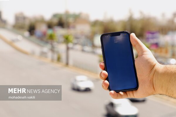 واردات تلفن همراه چه زمانی از سر گرفته می‌شود؟