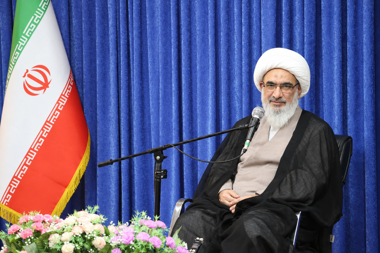 امام جمعه بوشهر: فیلم شهید مهدوی باید ماندگار شود