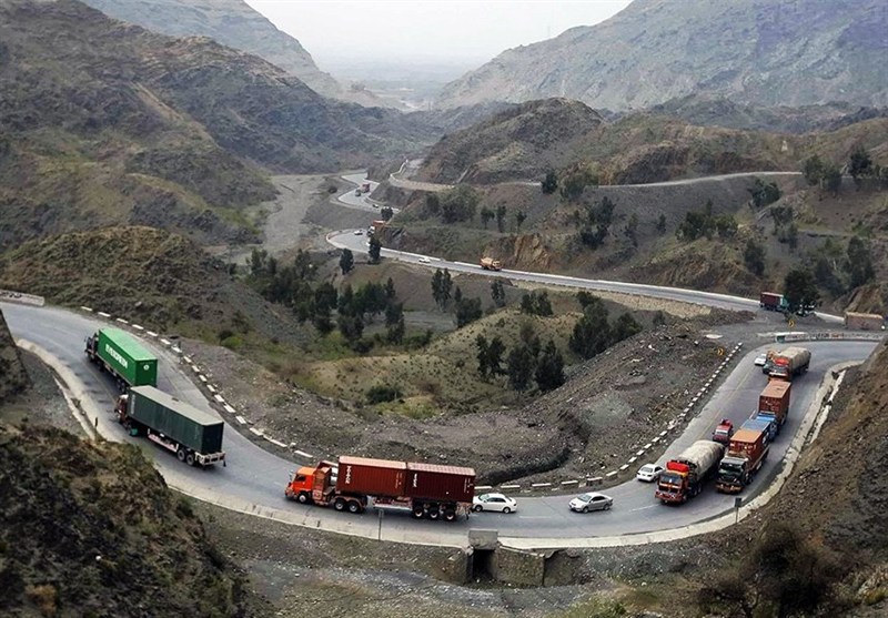 سقوط 93 درصدی تجارت ترانزیت افغانستان با پاکستان