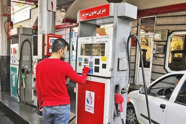 جزییات جدید درباه تغییر در نرخ سوم بنزین/ سهمیه‌های 60 لیتری و 50 لیتری بنزین چه می‌شود؟