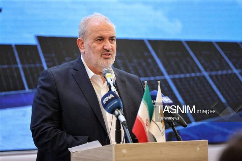 نیروگاه 10 مگاواتی پاکدشت آغاز مسیر توسعه هزار مگاوات انرژی خورشیدی