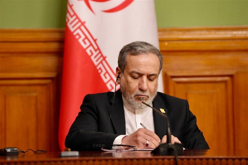 عراقچی: وزارت خارجه در خط مقدم صیانت از حقوق ملت است