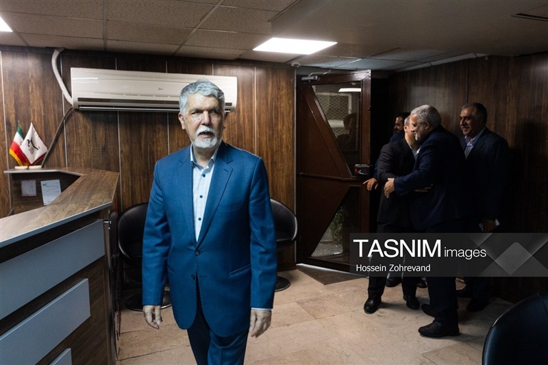 نمره بالای وزیر ارشاد به رسانه‌ها در جنگ رمضان/نمایشگاه کتاب چه می‌شود