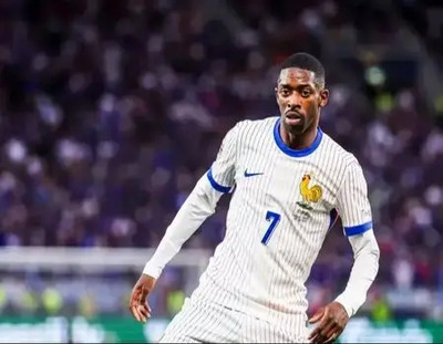 شهرخبر - فرانسه از پیراهنش برای جام جهانی رونمایی کرد+عکس