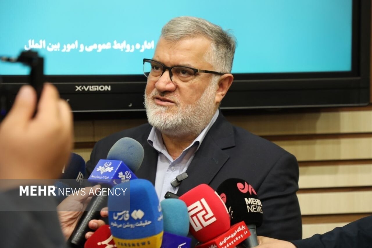 معتمدیان از پیگیری اتصال ۱۲ شهرستان به شبکه حمل‌ونقل عمومی خبر داد