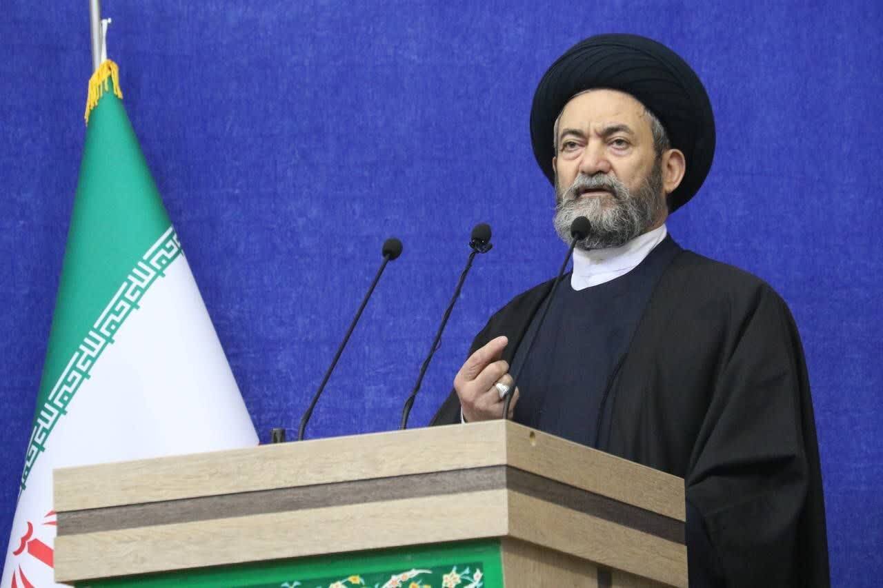 واکنش امام جمعه اردبیل به صدور بیانیه های سیاسیون