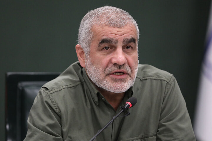 بازسازی حسینیه اعظم زنجان باید در حداکثر ظرف ۶ ماه تعیین تکلیف شود