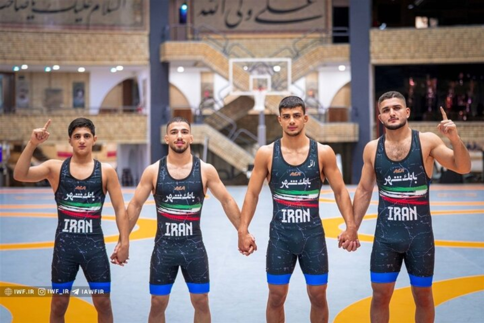 صعود رحمانی به نیمه نهایی کشتی آزاد جوانان جهان