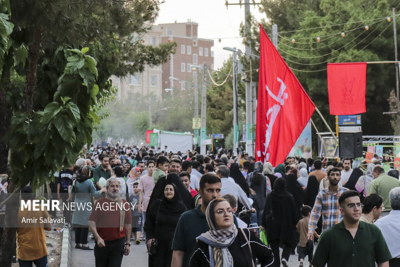 عقدایی: ۲۰۰ غرفه و ۱۵ نقطه پردیس میزبان جشن‌های مردمی غدیر خواهند بود