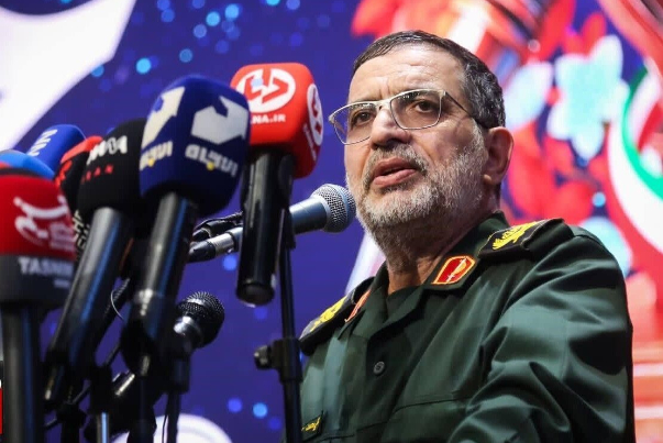 پیکر ‌شهید ‌نائینی سخنگوی سپاه در تهران و کاشان تشییع می‌شود