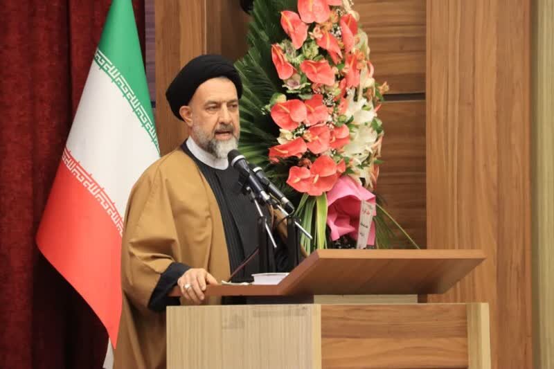 امام جمعه شهریار: اختلافات داخلی نباید انسجام ملی را تضعیف کند
