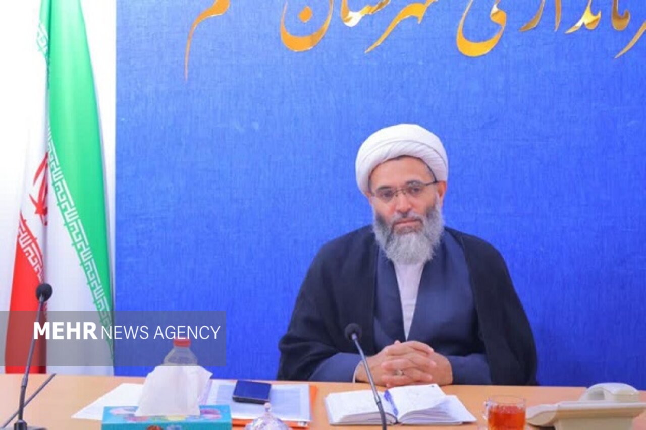  امام جمعه قشم: تصمیم‌گیری‌ها باید متناسب با شرایط جنگی منطقه باشد