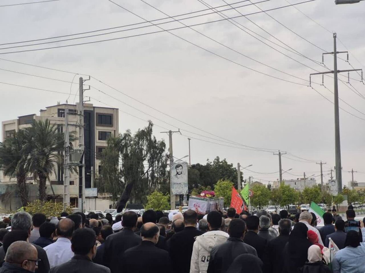 مراسم استقبال از پیکر شهید «محمدرضا تمدن فر» در گناوه